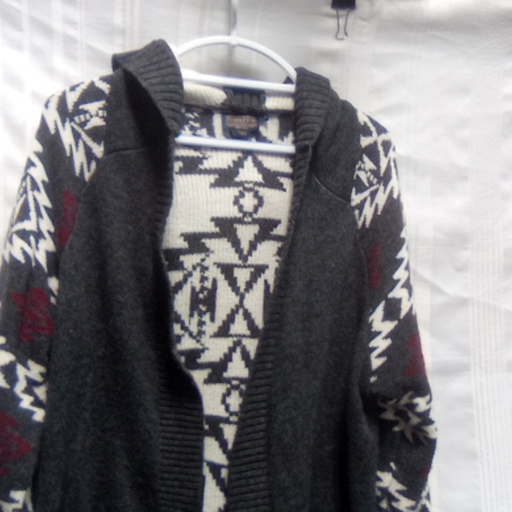 Pendleton Gray And Red Patterned Cardigan - image 2